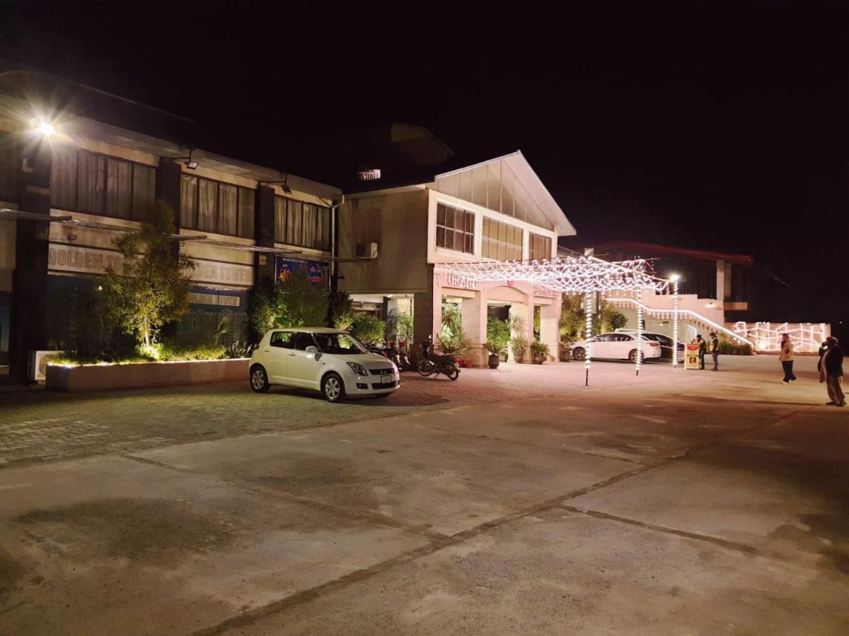 Hotel Grand Arena Ραβαλπίντι Εξωτερικό φωτογραφία
