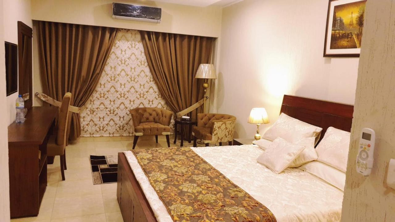 Hotel Grand Arena Ραβαλπίντι Εξωτερικό φωτογραφία