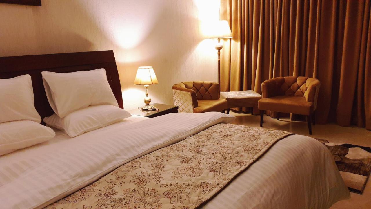 Hotel Grand Arena Ραβαλπίντι Εξωτερικό φωτογραφία